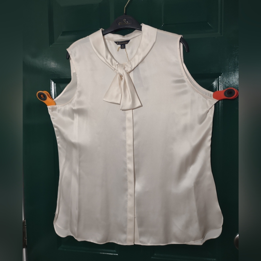 Brooks Brothers Silk Sleeveless Blouse